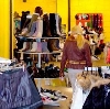 Магазины одежды и обуви в Верхних Кигах